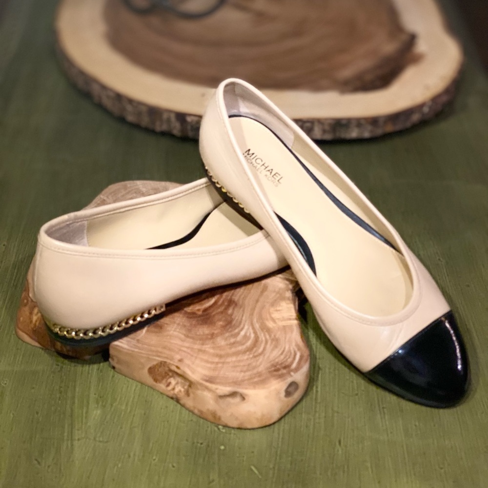 Michael Kors Flat (Sabrina Cap-Toe)